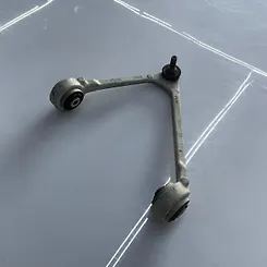Lower Arm(RHF) - 2012 Jaguar XJL