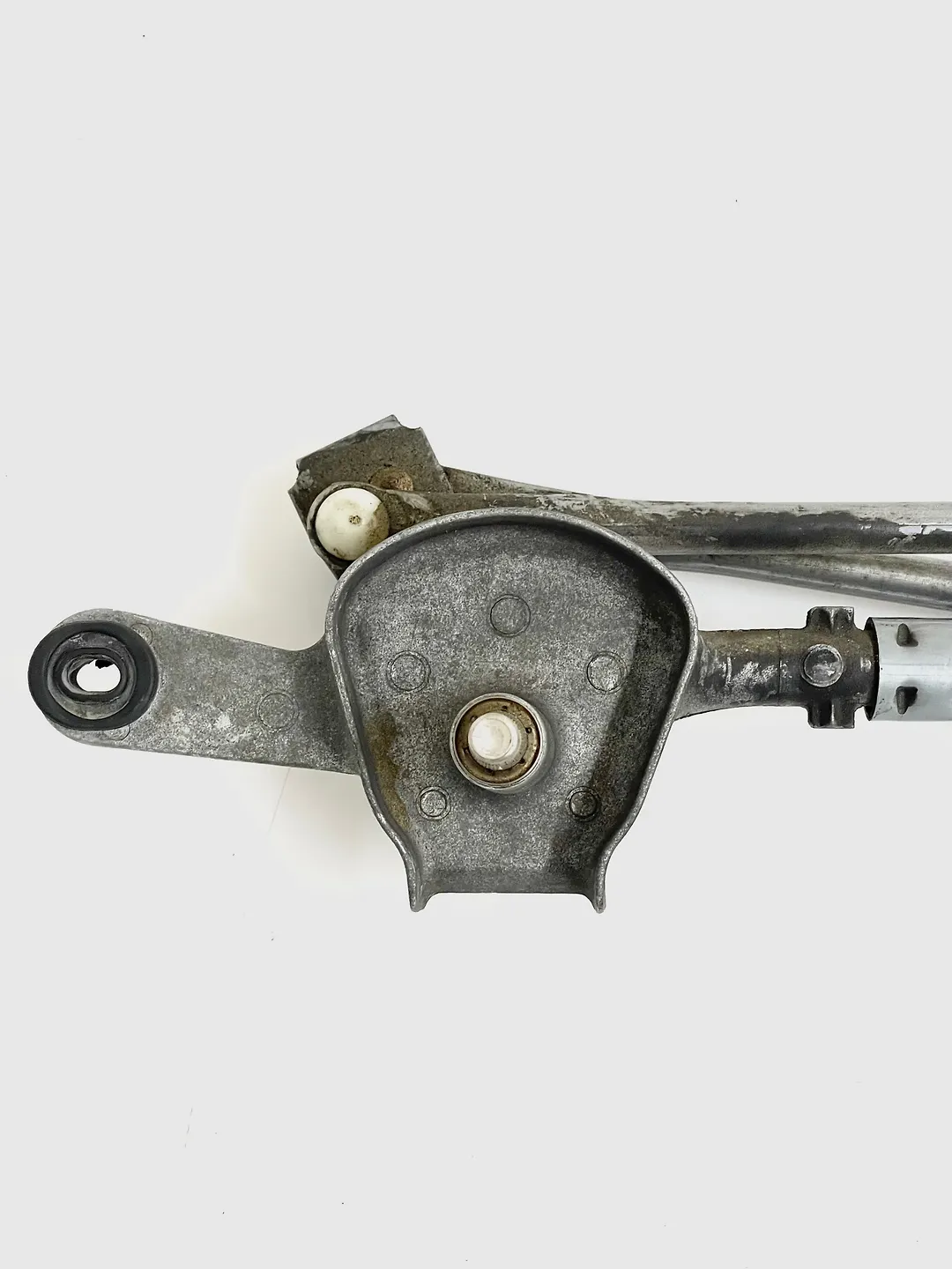 Windshield wiper motor - 2017 Cadillac XT5