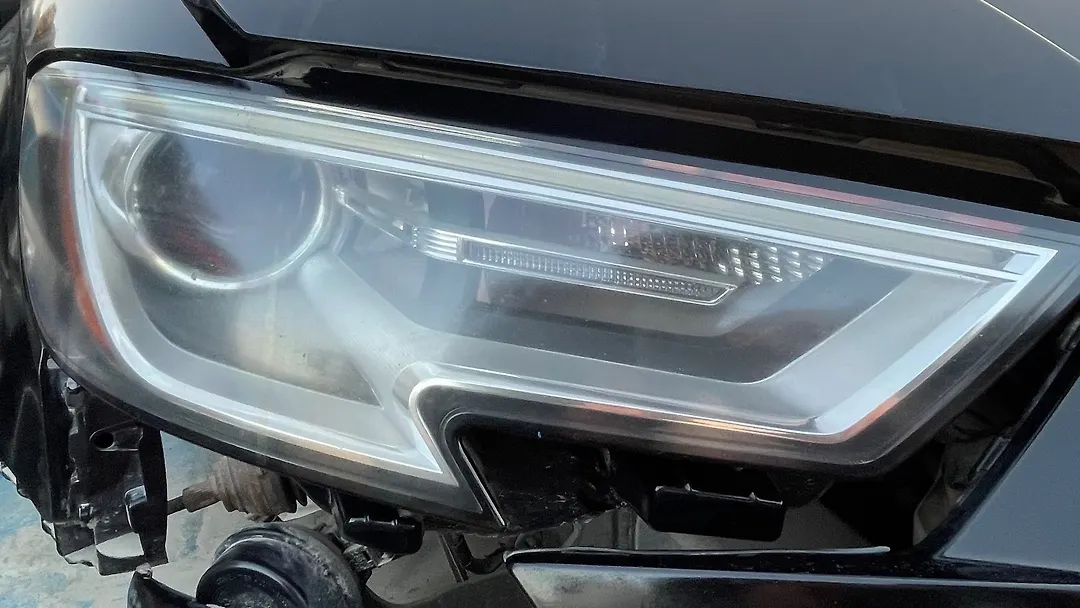 Headlight (RH) - 2018 Audi A3