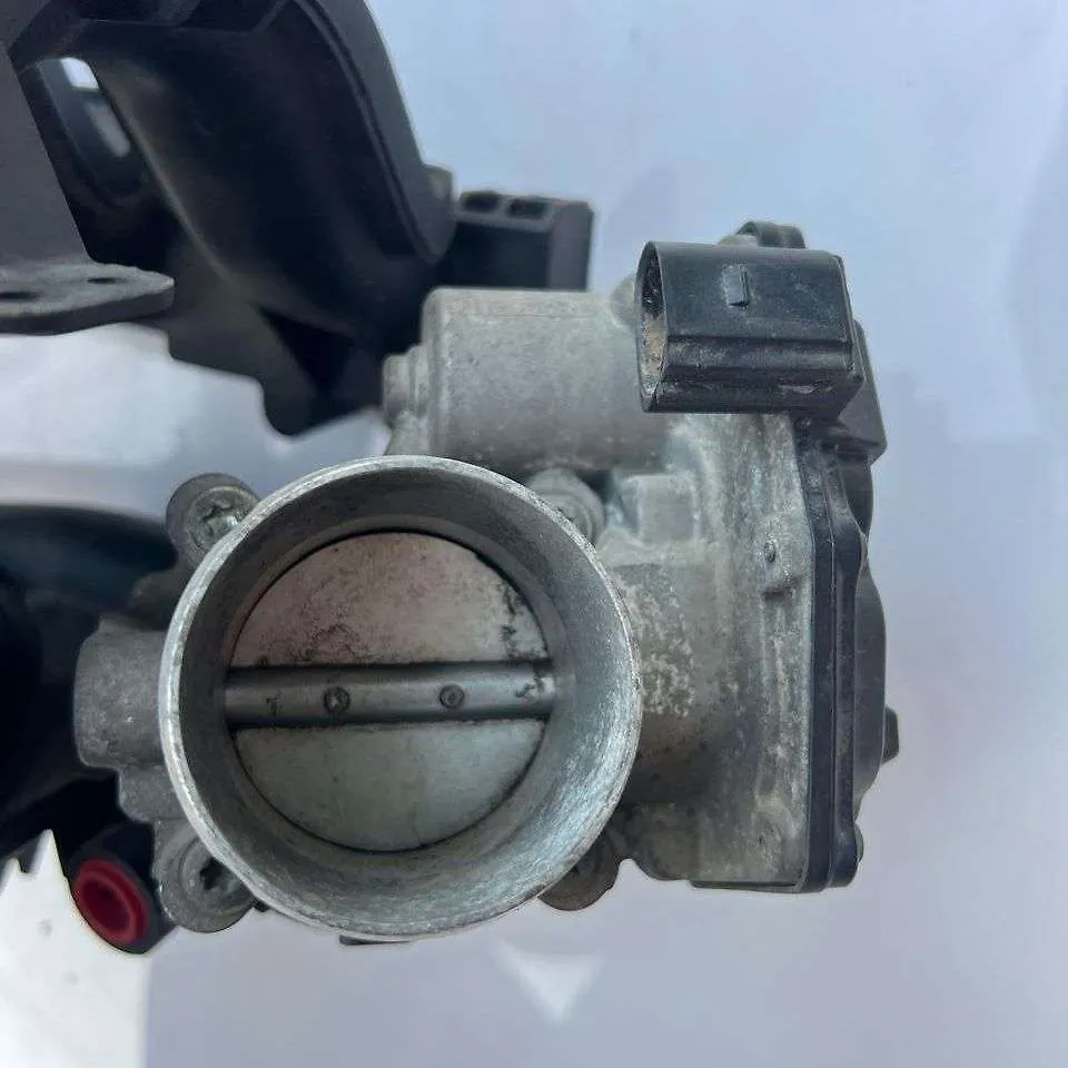 Throttle body - 2014 Ford Fiesta