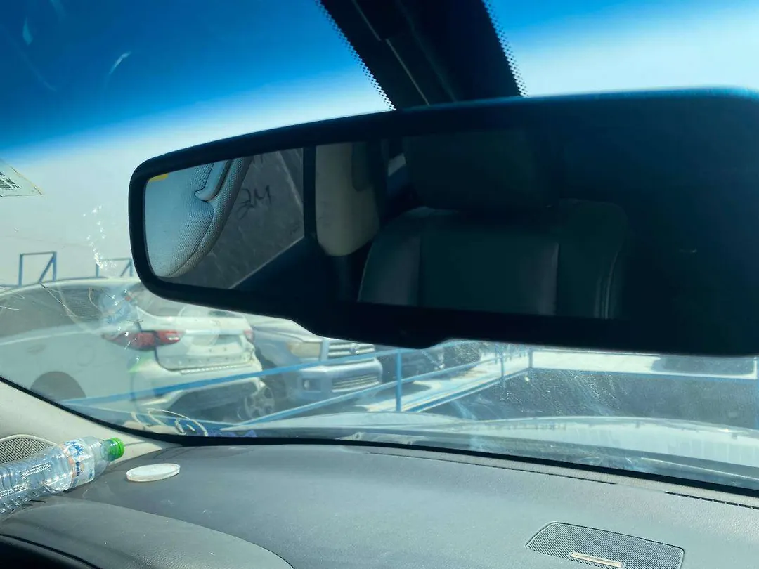 Rear view mirror - 2015 Infiniti QX60