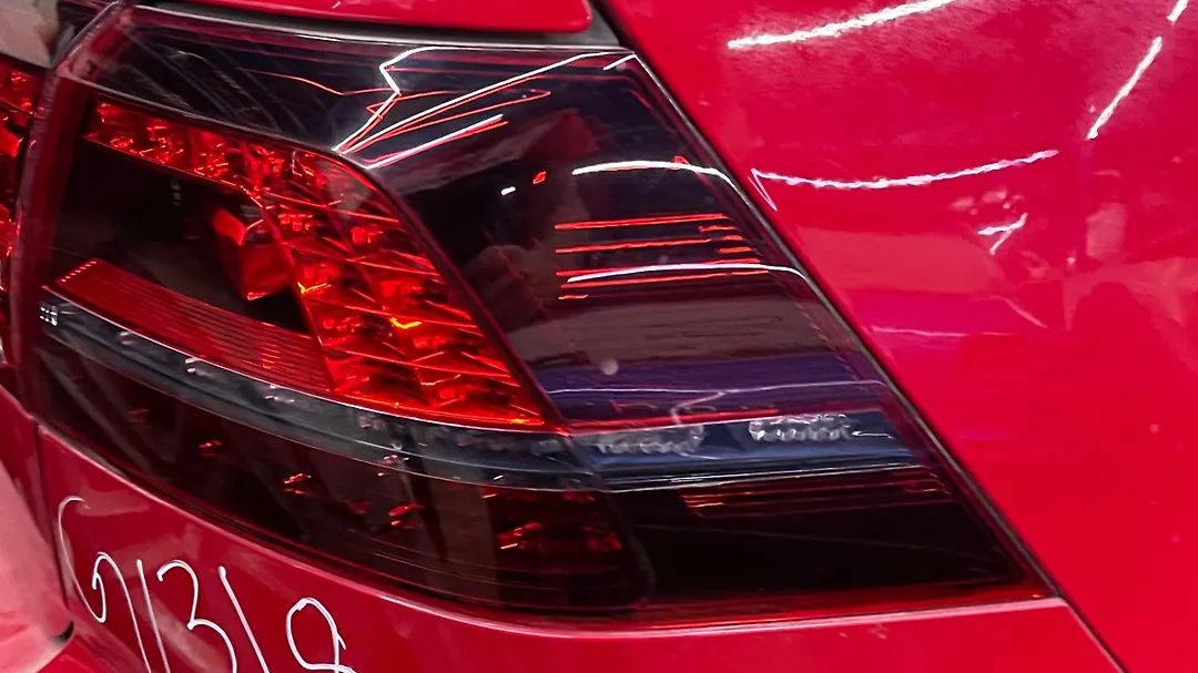 Tail Light (RH) - 2016 Volkswagen Golf