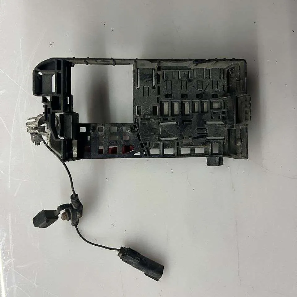 Battery Terminal - 2018 Chevrolet Equinox