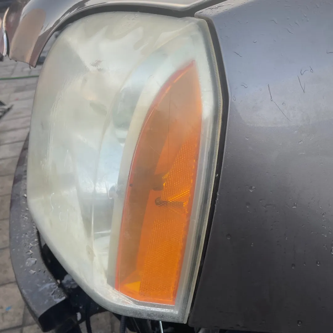 Headlight (LH) - 2011 GMC Yukon XL SLT 1/2 ton