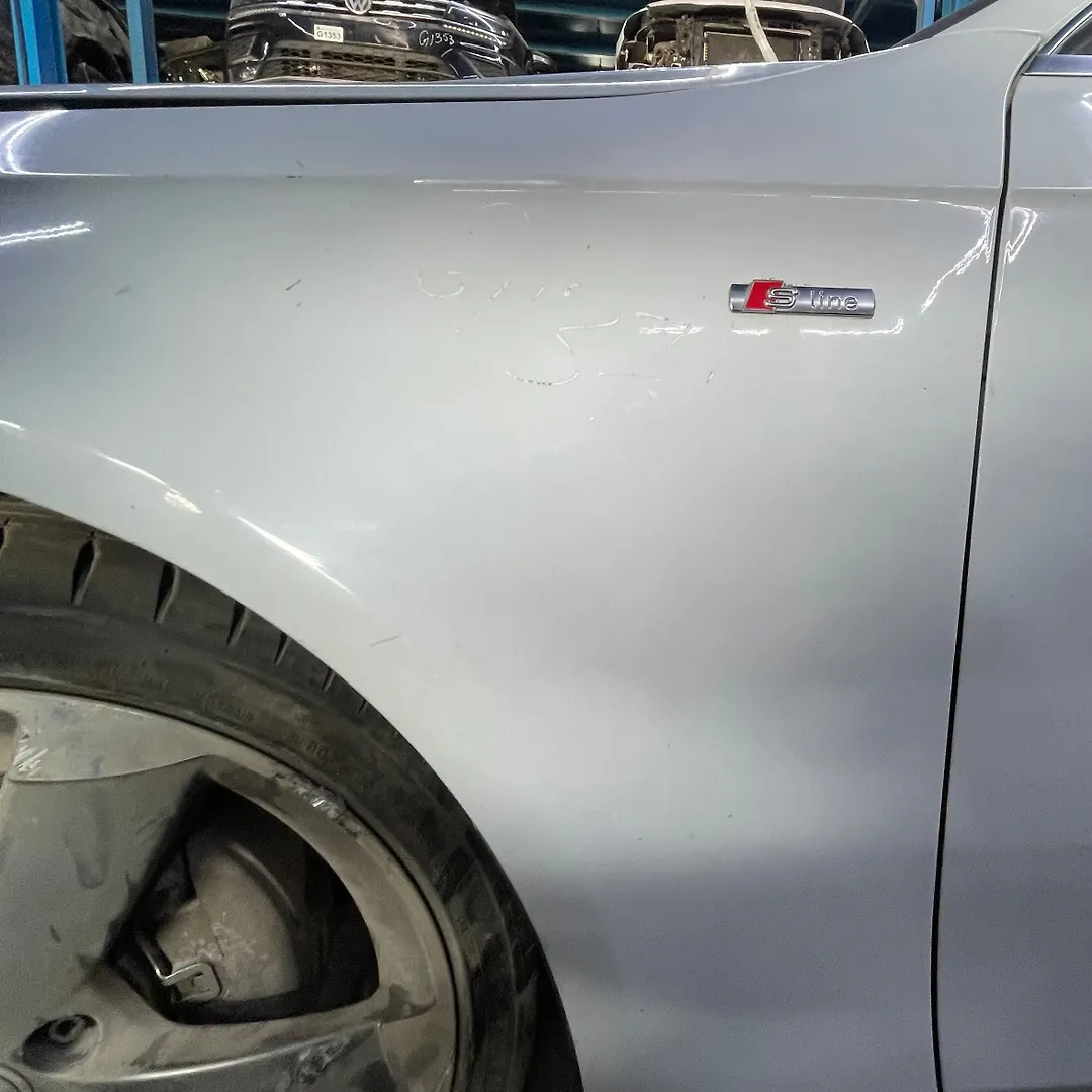 Fender (LHF) - 2015 Audi A4 Quattro
