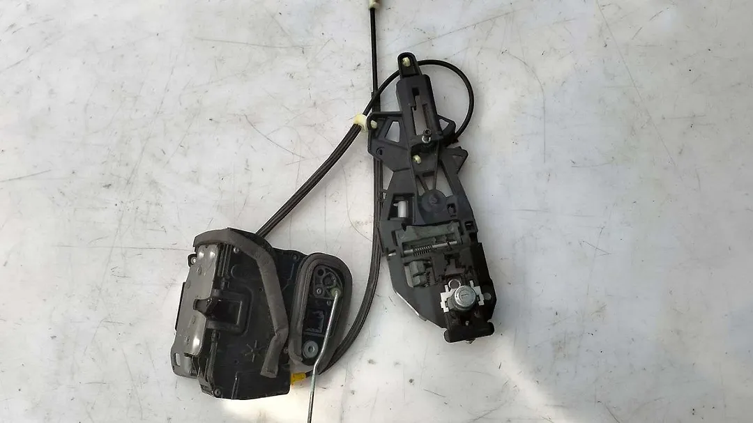DOOR LOCK(LHF) - 2020 Cadillac XT5