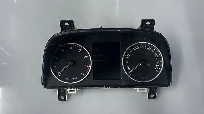 Speedometer - 2011 Land Rover RANGE ROVER