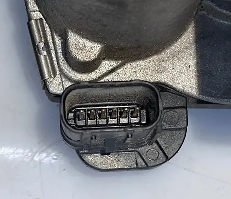 Throttle body - 2014 GMC Acadia