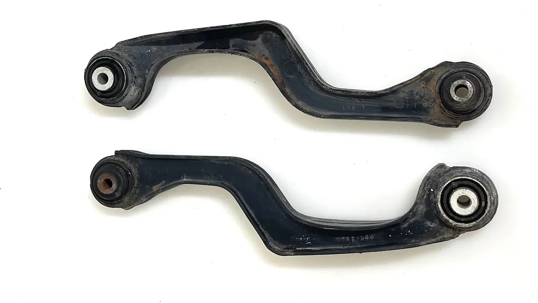 Lower control arm rear - 2020 Chevrolet Traverse LT Cloth