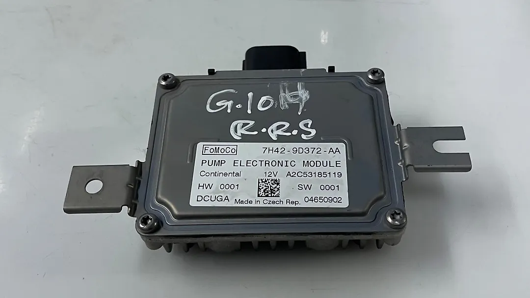 Fuel Pump Control Module  - 2011 Land Rover RANGE ROVER