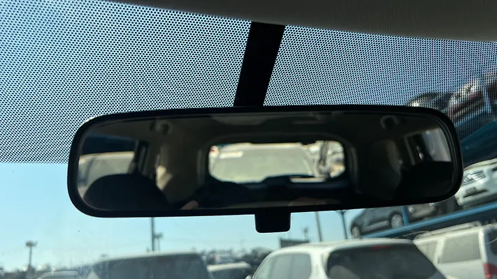 Rear view mirror - 2015 Nissan Rogue