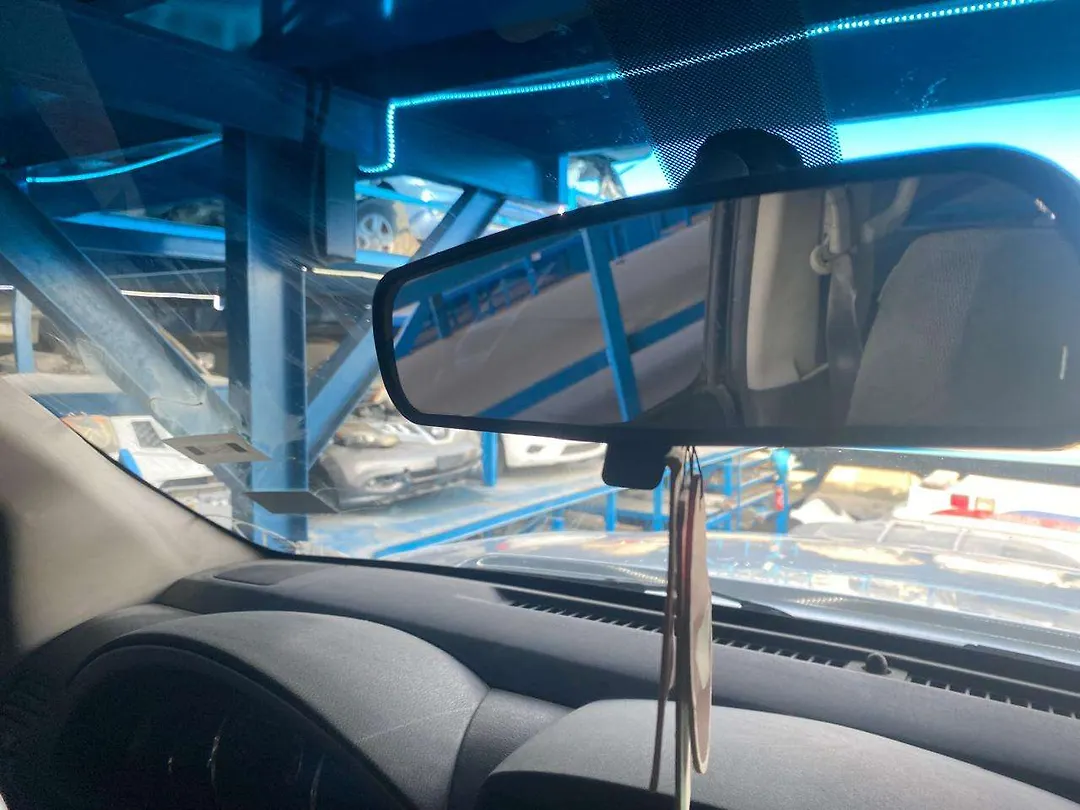Rear view mirror - 2014 Nissan Pathfinder