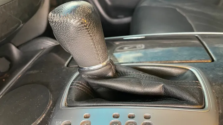 Gear Shift Knob(Automatic) - 2013 Infiniti JX35