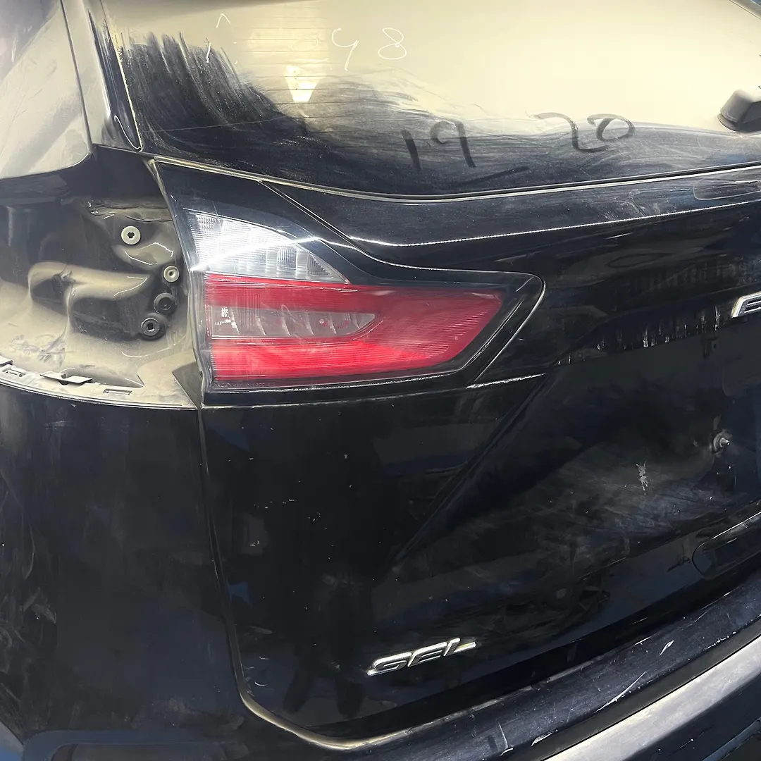 Trunk - 2021 Ford Edge