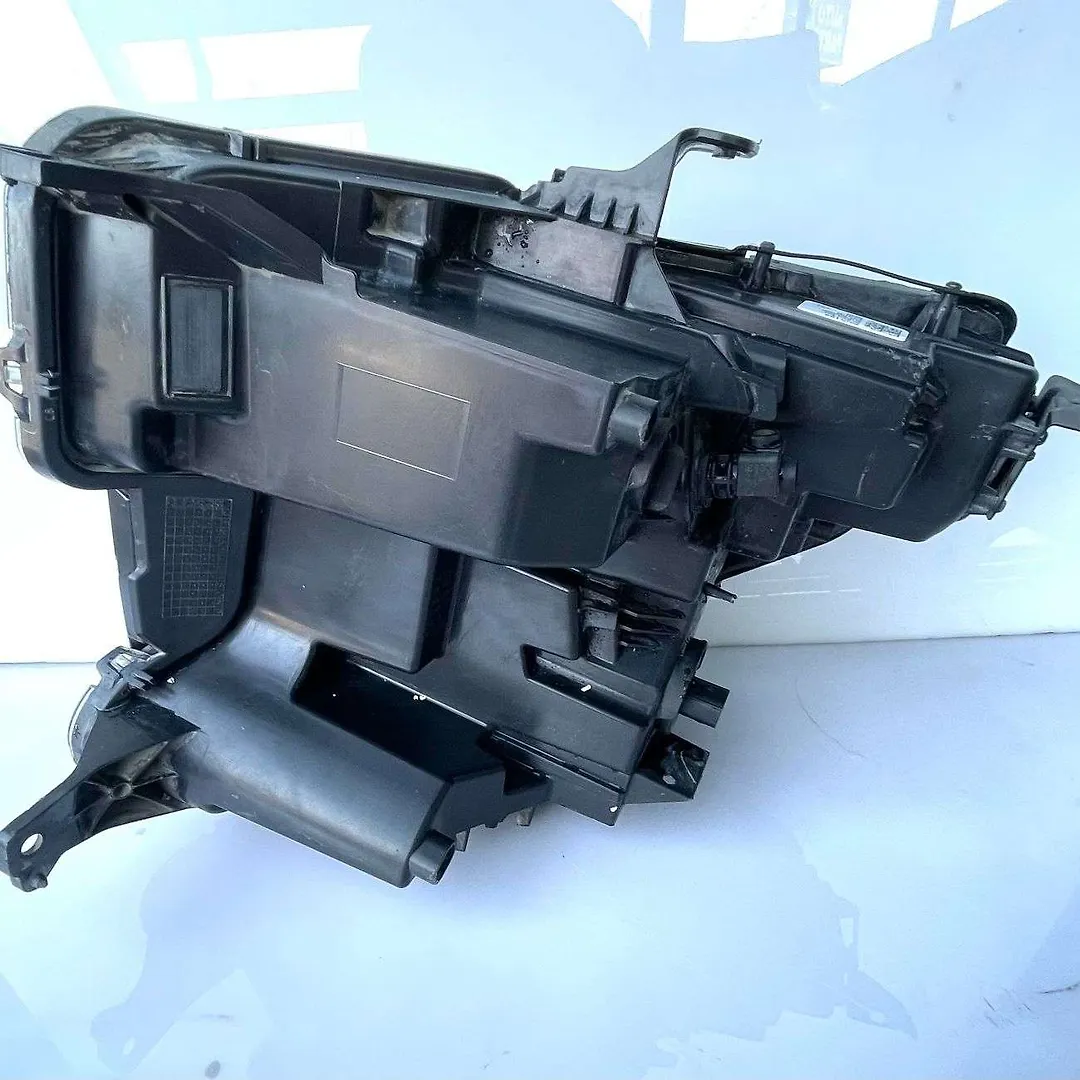 Headlight (RH) - 2022 GMC Sierra Limited 1500