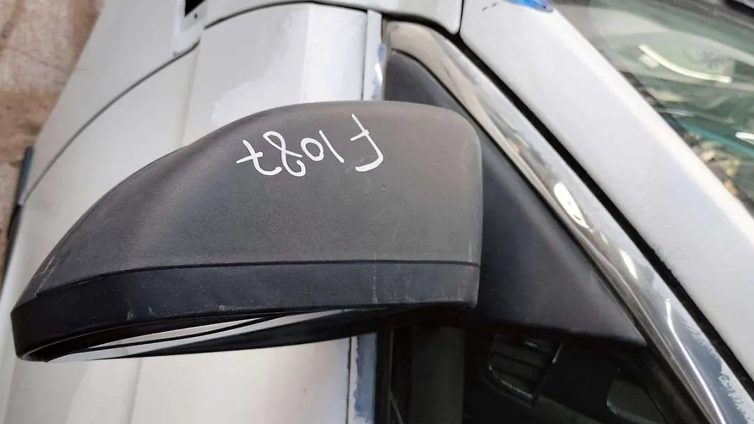 Side Mirror (LH) - 2014 Ford Taurus