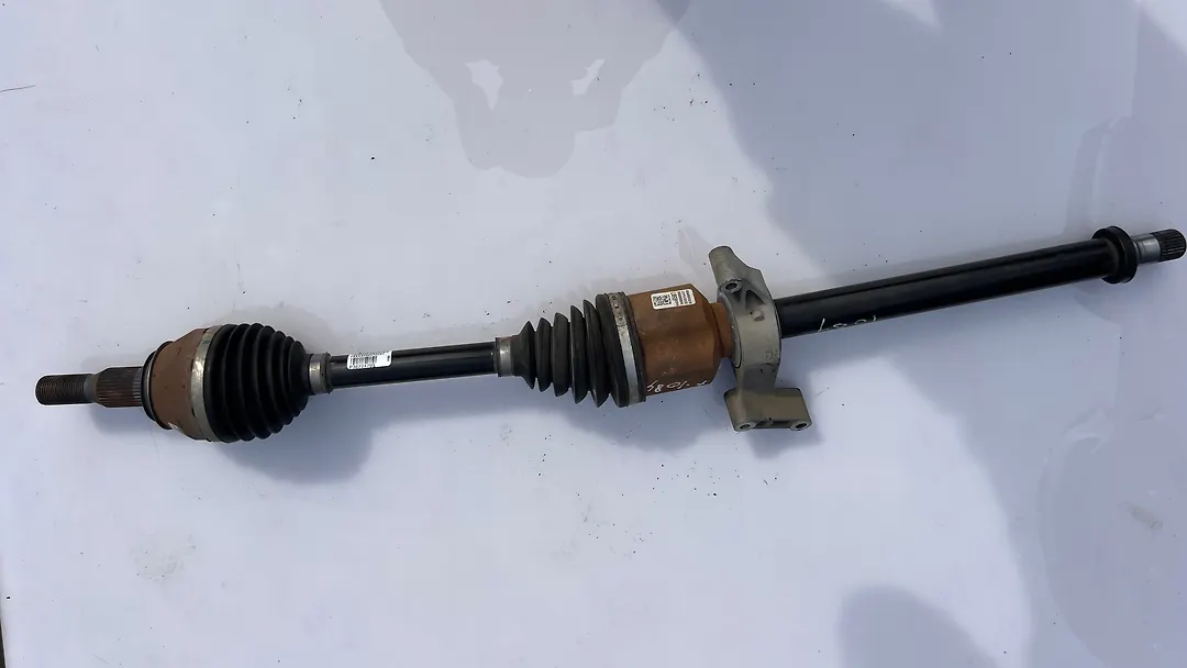 Axle (RH) - 2020 Chevrolet Traverse