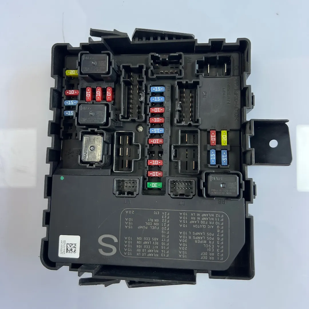 Fuse box - 2013 Infiniti QX56