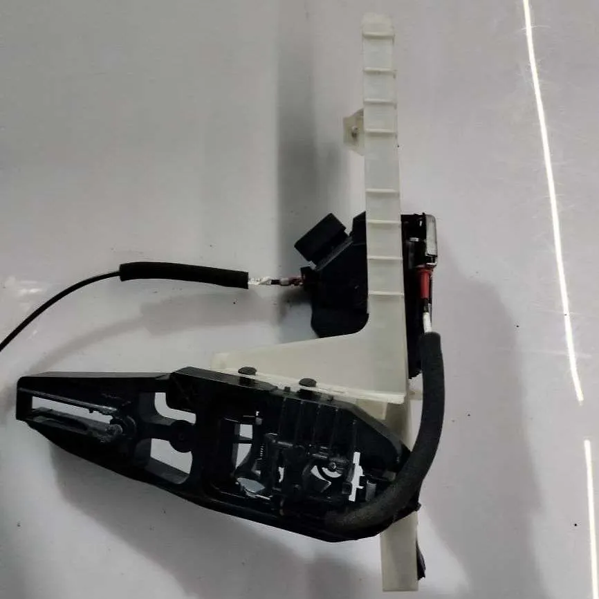 Door Lock(RHF) - 2017 Ford Edge