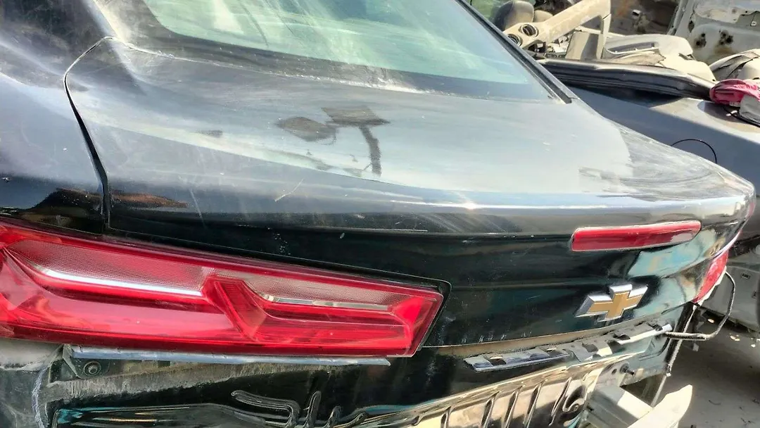 Tailgate - 2016 Chevrolet Camaro