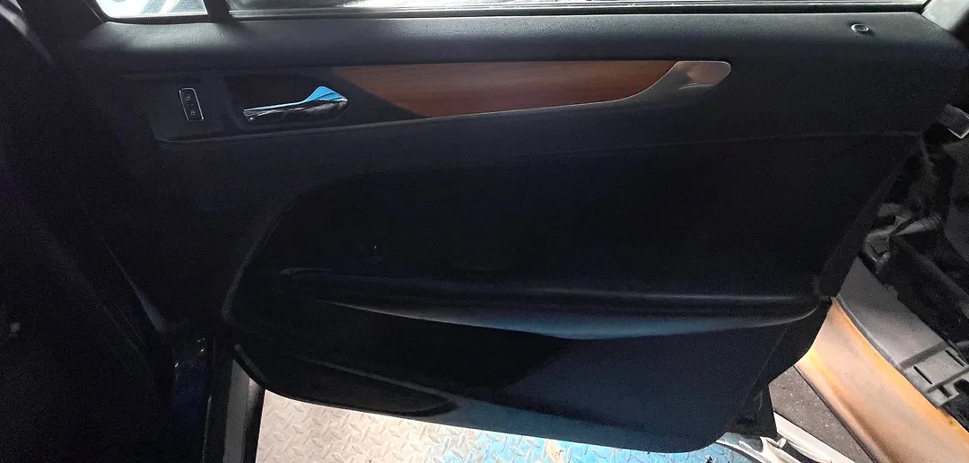 Door (RHF) - 2016 Lincoln MKC Reserve