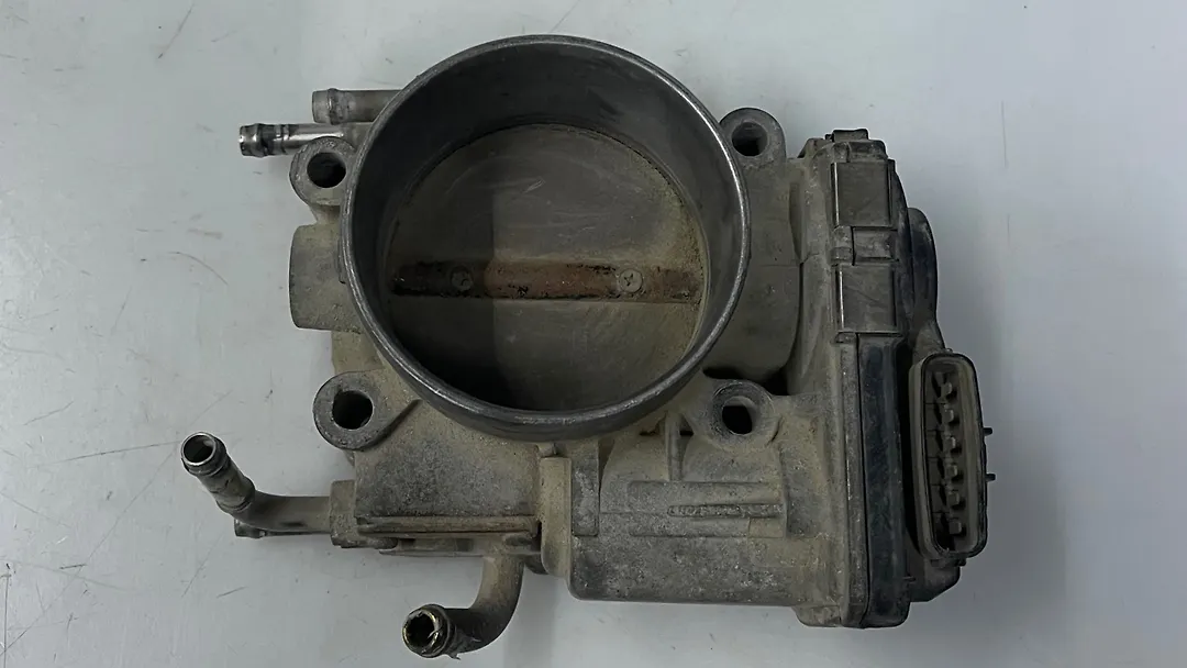 Throttle body - 2011 Volkswagen Tiguan