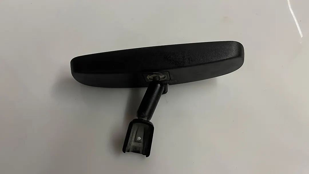 Rear view mirror - 2021 Chevrolet Blazer 1LT