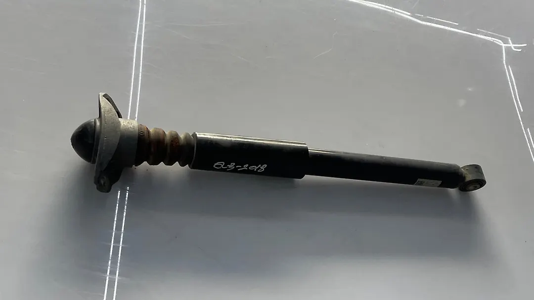 Shock Absorber (RHB) - 2018 Audi Q3