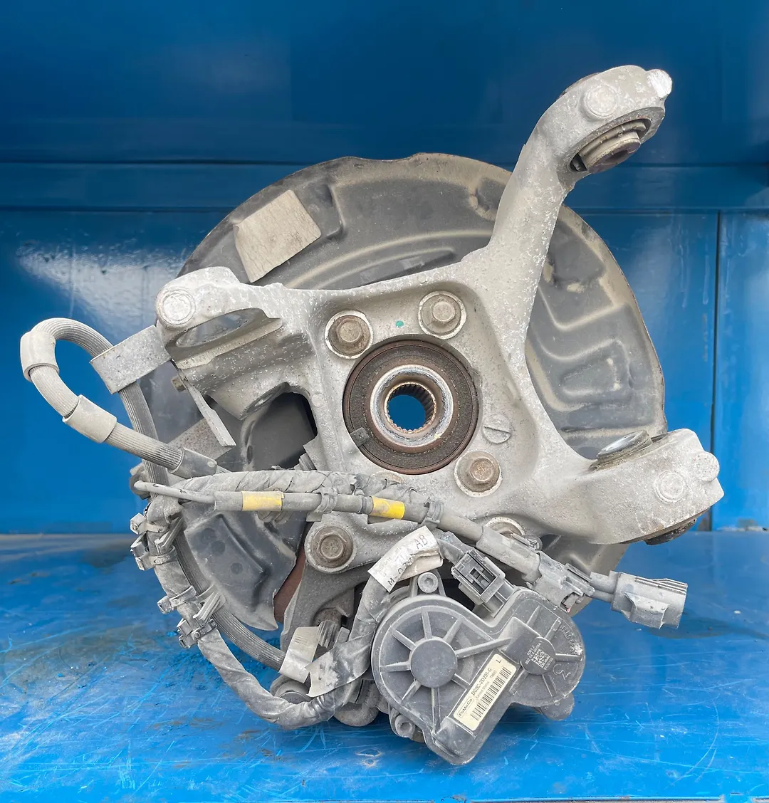 Complete Hub Assembly(LHB) - 2016 Ford Edge Titanium
