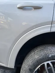 Fender moulding (LHB) - 2024 Ford Everest