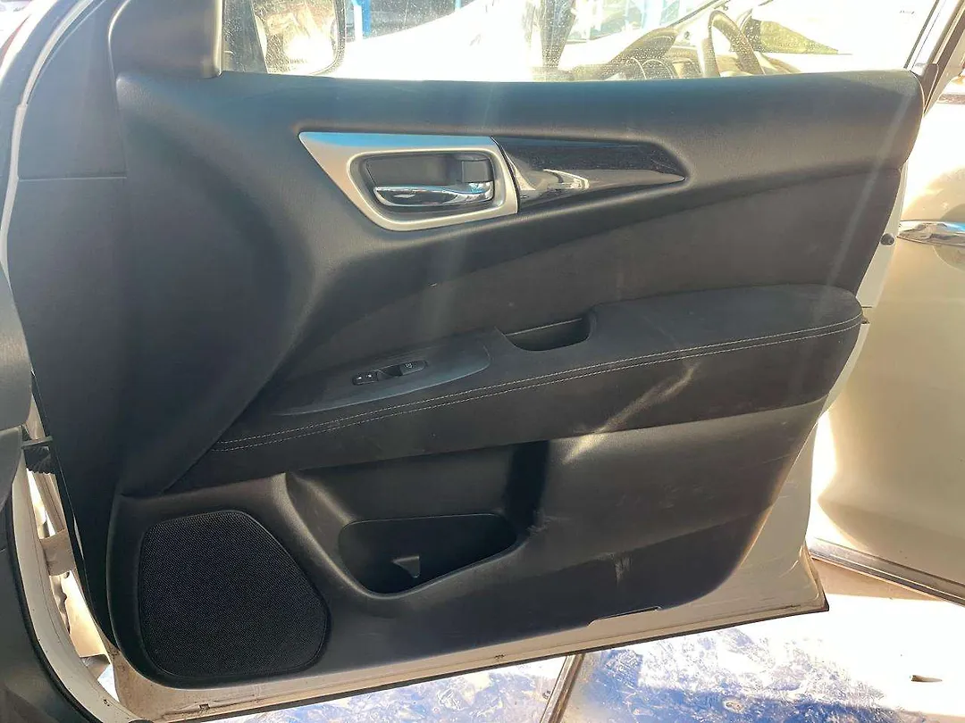 Door (RHF) - 2013 Nissan Pathfinder