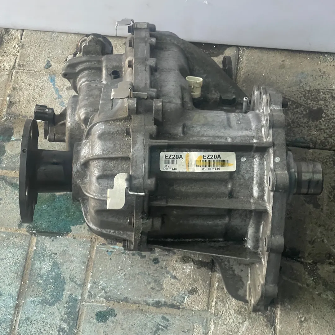 Differential case - 2014 Infiniti QX80 SUV