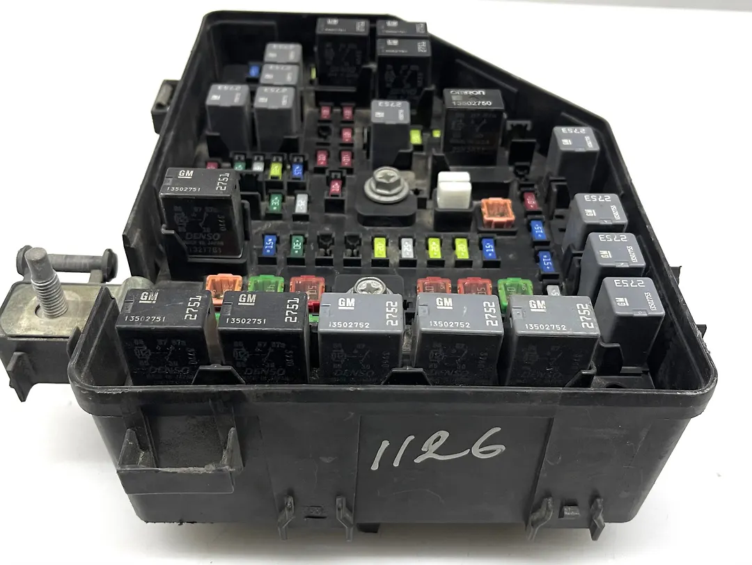 Fuse box - 2014 GMC Acadia