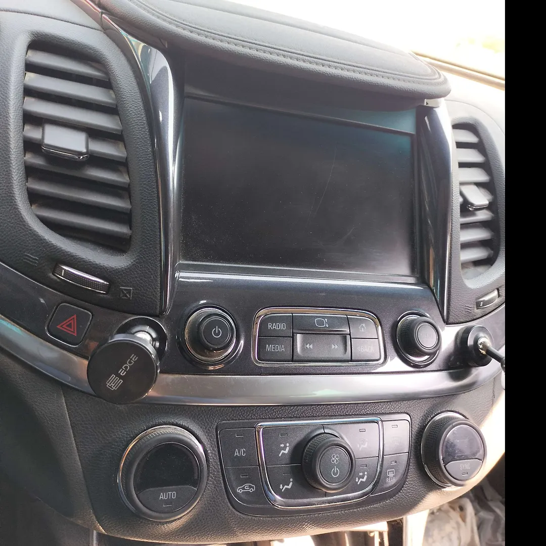 Info-gps-tv screen - 2017 Chevrolet Impala