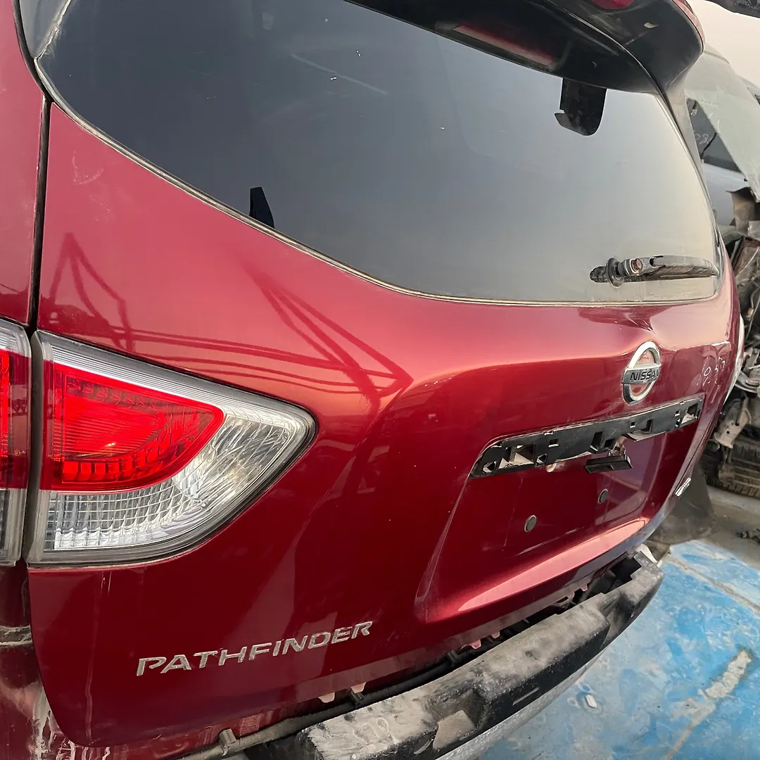 Trunk/hatch/tailgate - 2014 Nissan Pathfinder