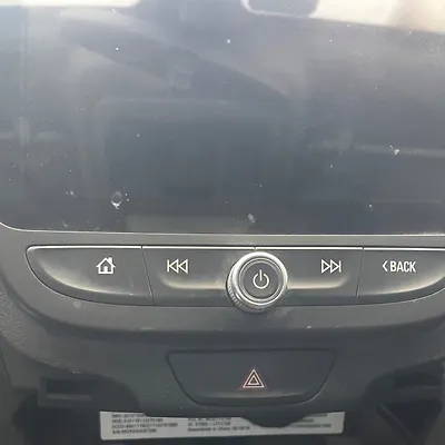 Info-gps-tv screen - 2018 Chevrolet Equinox