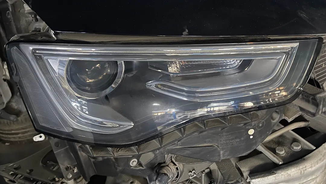 Headlight (RH) - 2012 Audi A5