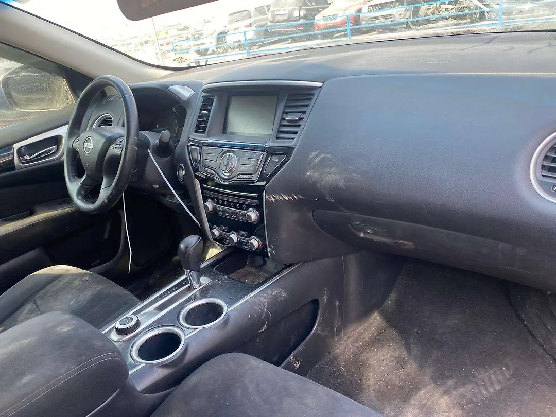 Dashboard  - 2013 Nissan Pathfinder