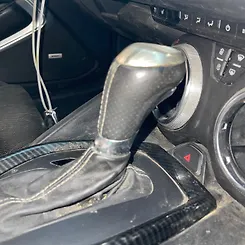 Gear Shift Knob(Automatic) - 2017 Chevrolet Camaro 2SS