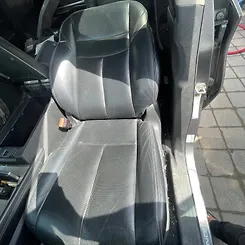 Front Seat (LHS) - 2015 Nissan Murano