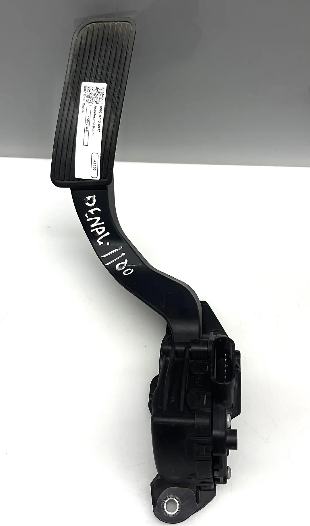 Accelerator pedal - 2007 GMC DENALI