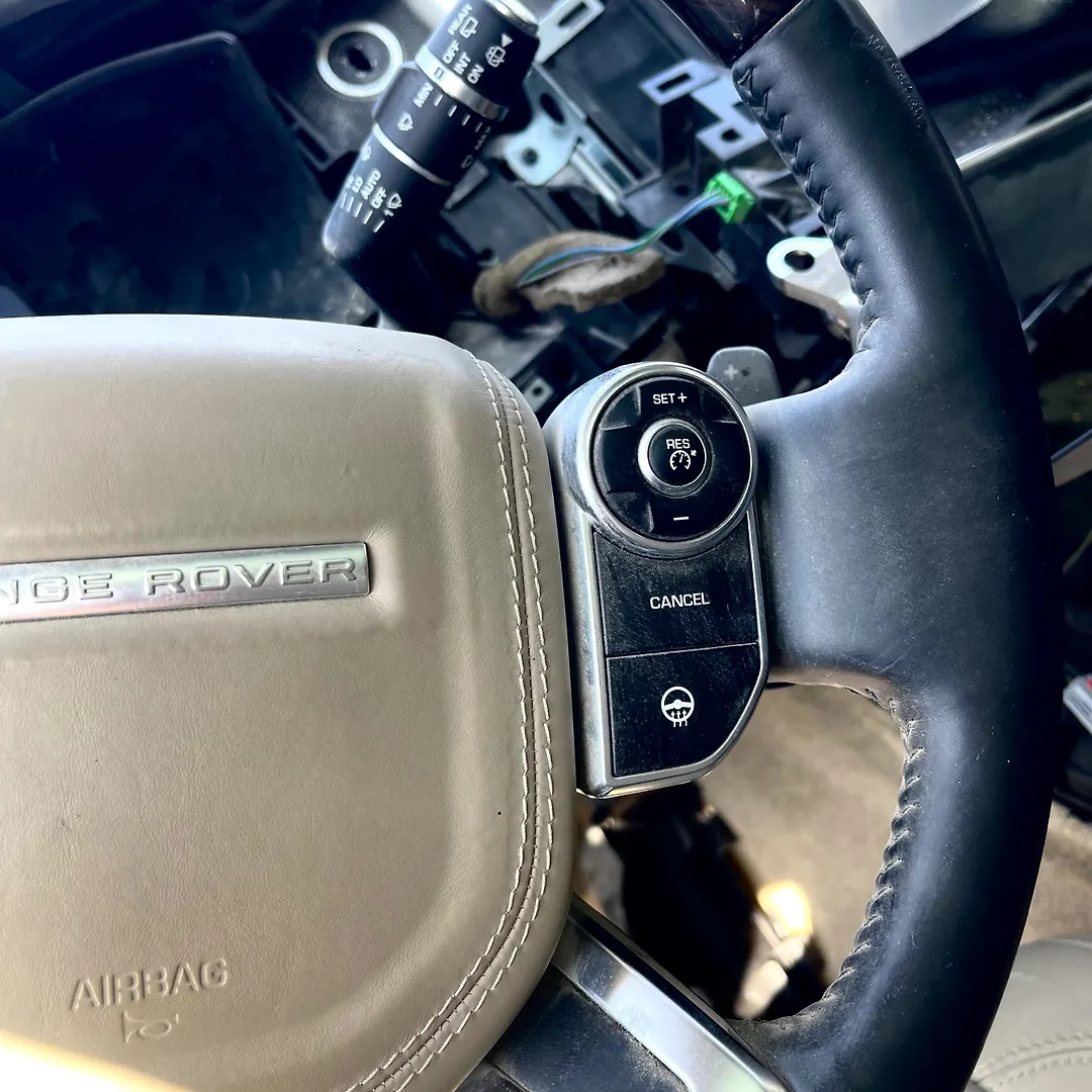 Steering wheel - 2014 Land Rover RANGE ROVER VOGUE