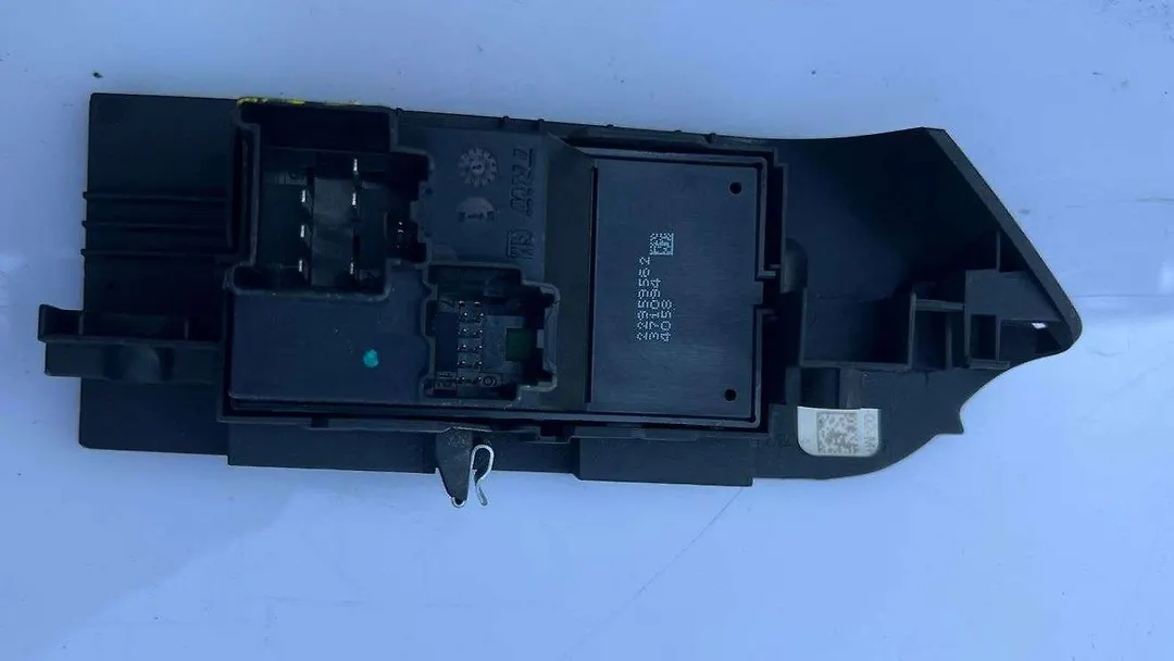 Rear door switch RH - 2014 Cadillac CTS