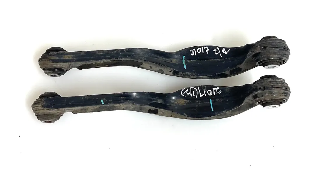 Lower control arm rear - 2020 Chevrolet Traverse LT Cloth