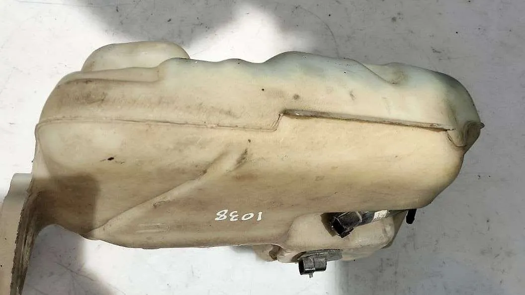 Wiper Water Bottle - 2014 Lincoln MKZ