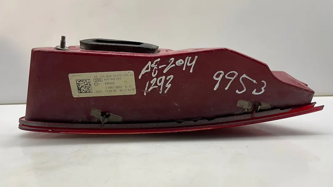 Trunk Light (RH) - 2014 Audi A8 L