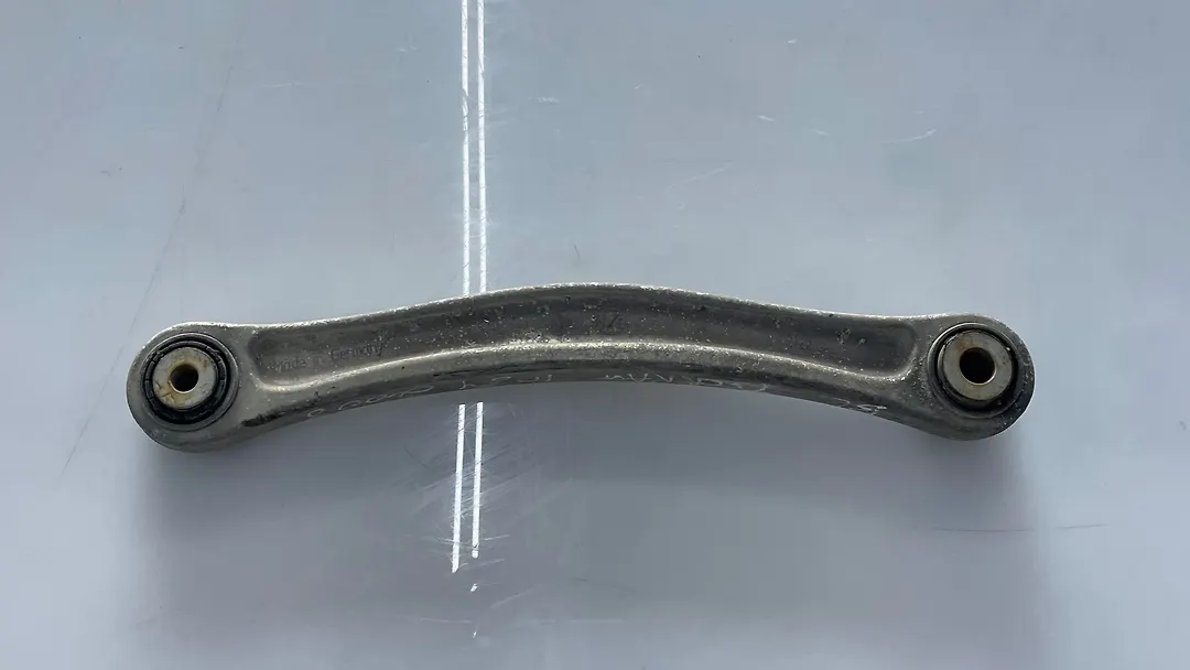 Upper arm (LH) - 2006 Volkswagen Touareg