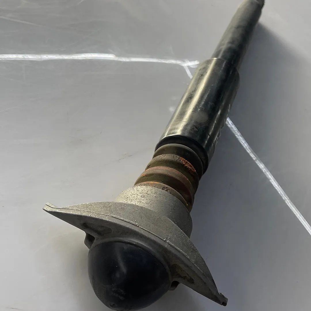 Shock Absorber (RHB) - 2018 Audi Q3
