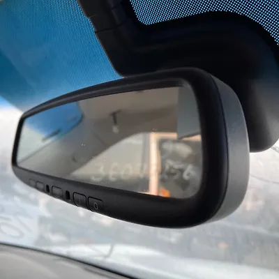 Rear view mirror - 2013 Infiniti QX56