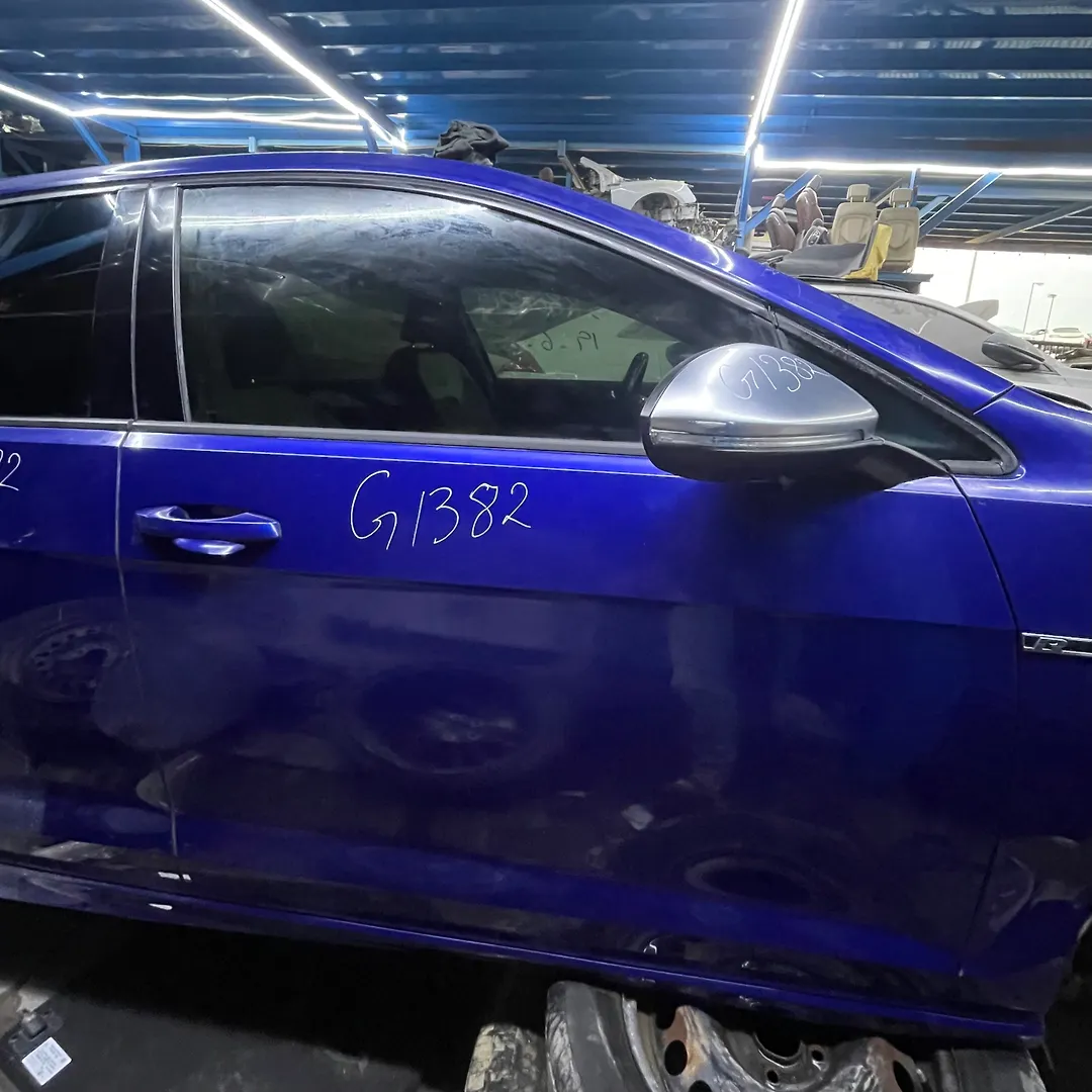 Door (RHF) - 2015 Volkswagen Golf R